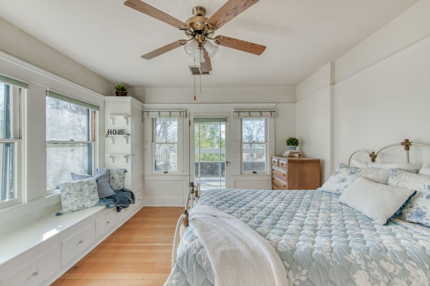 845 N Van Ness Ave, Fresno, CA 93728