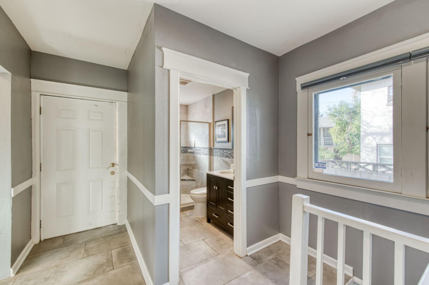 845 N Van Ness Ave, Fresno, CA 93728