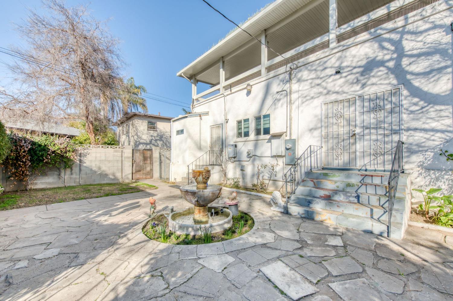 845 N Van Ness Ave, Fresno, CA 93728