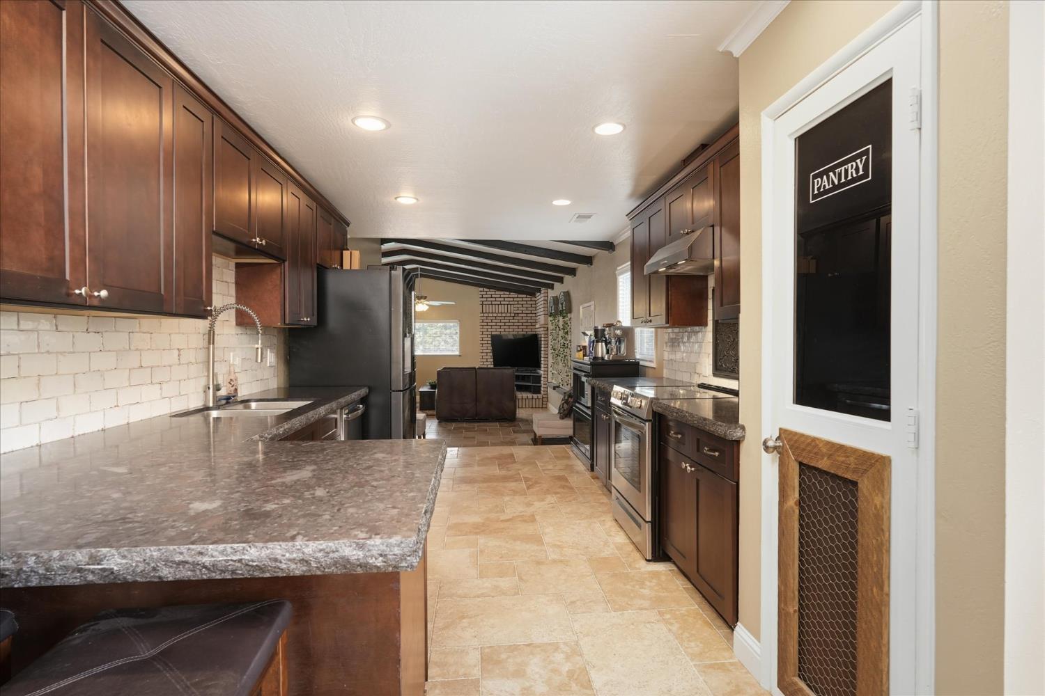 4715 E Harvard Ave, Fresno, CA 93703