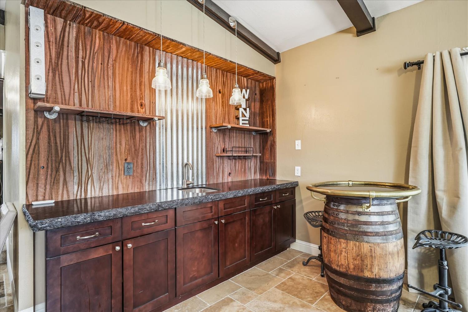 4715 E Harvard Ave, Fresno, CA 93703