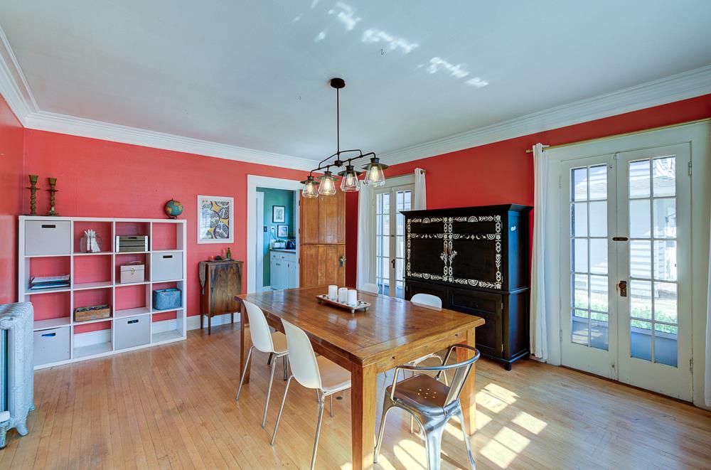 707 E Floradora Ave, Fresno, CA 93728