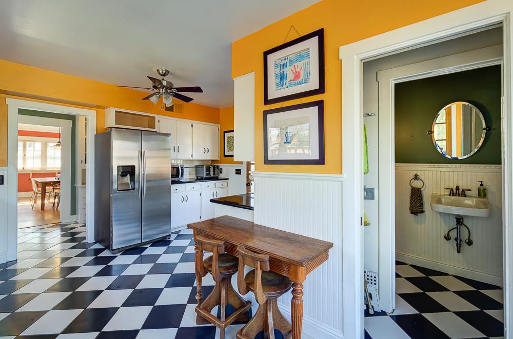 707 E Floradora Ave, Fresno, CA 93728