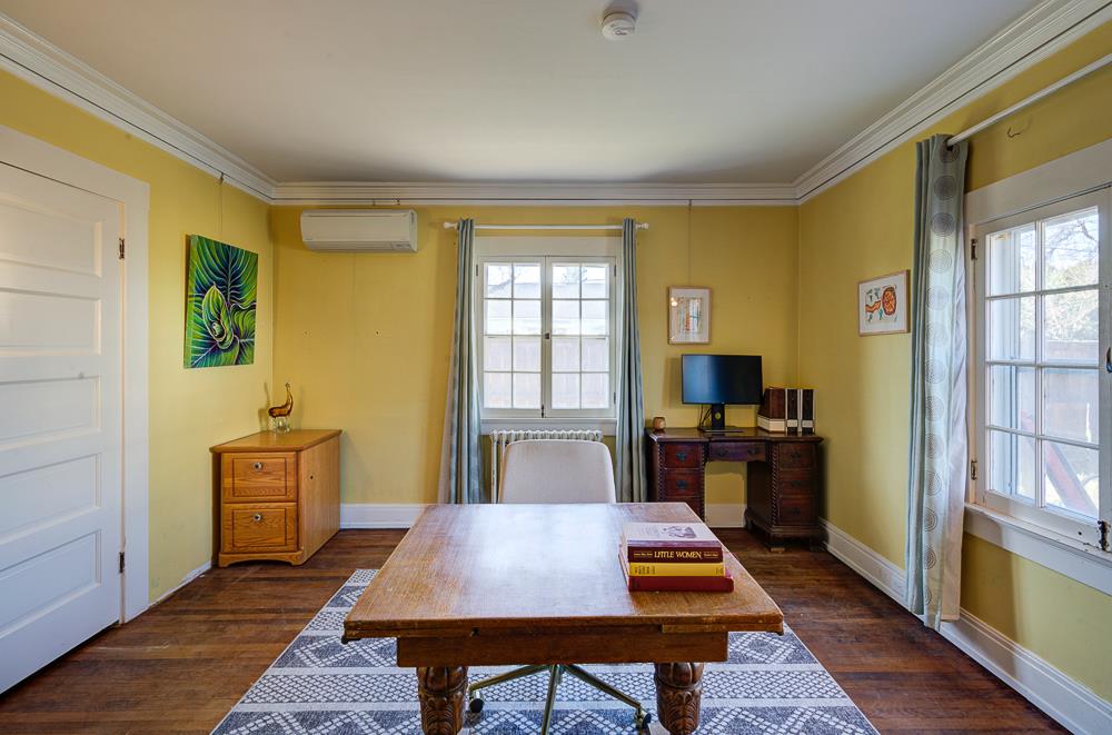 707 E Floradora Ave, Fresno, CA 93728