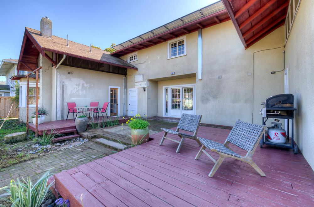 707 E Floradora Ave, Fresno, CA 93728