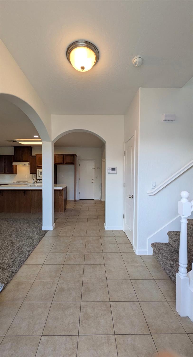 4361 W Artemisa Dr, Fresno, CA 93722