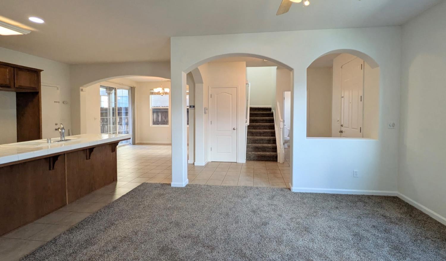 4361 W Artemisa Dr, Fresno, CA 93722