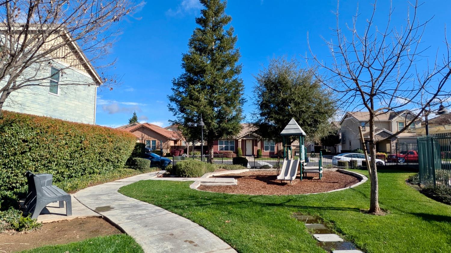 4361 W Artemisa Dr, Fresno, CA 93722