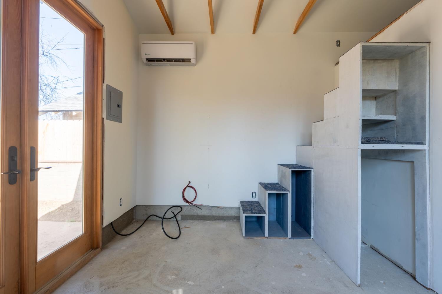 1336 N Del Mar Ave, Fresno, CA 93728