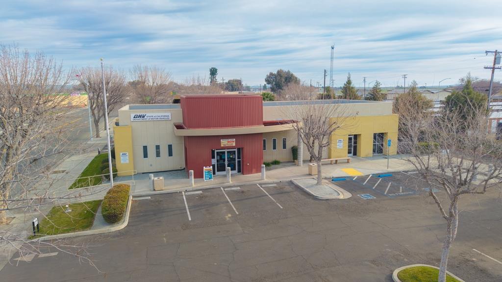 406 E Elm Ave, Coalinga, CA 93210