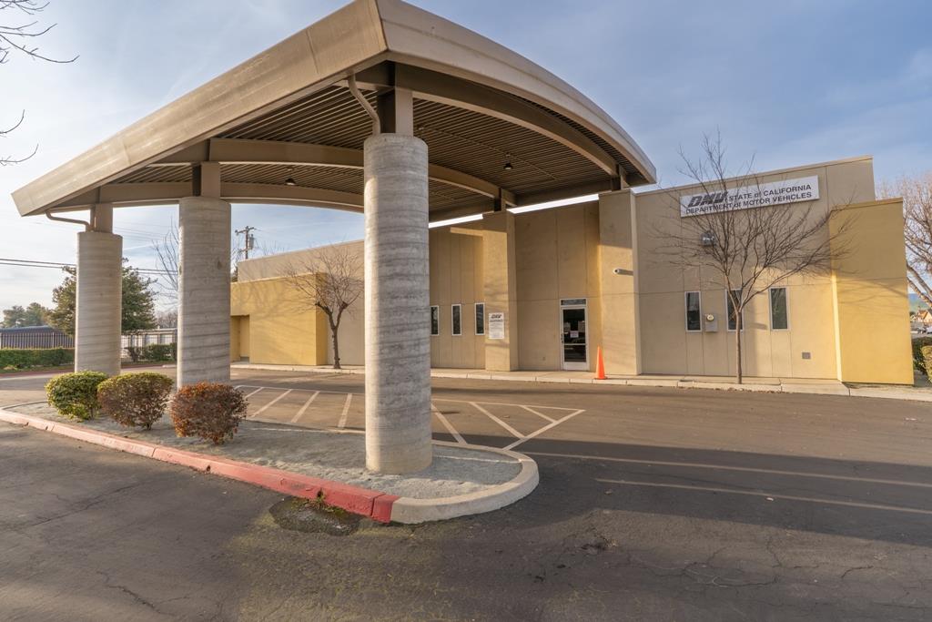 406 E Elm Ave, Coalinga, CA 93210