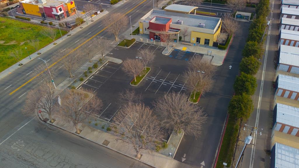 406 E Elm Ave, Coalinga, CA 93210