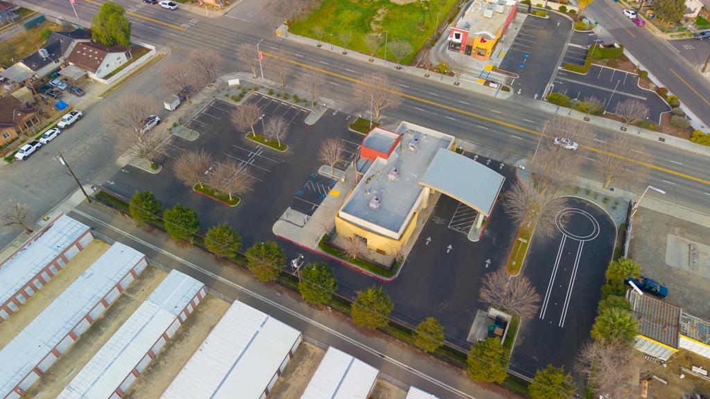 406 E Elm Ave, Coalinga, CA 93210