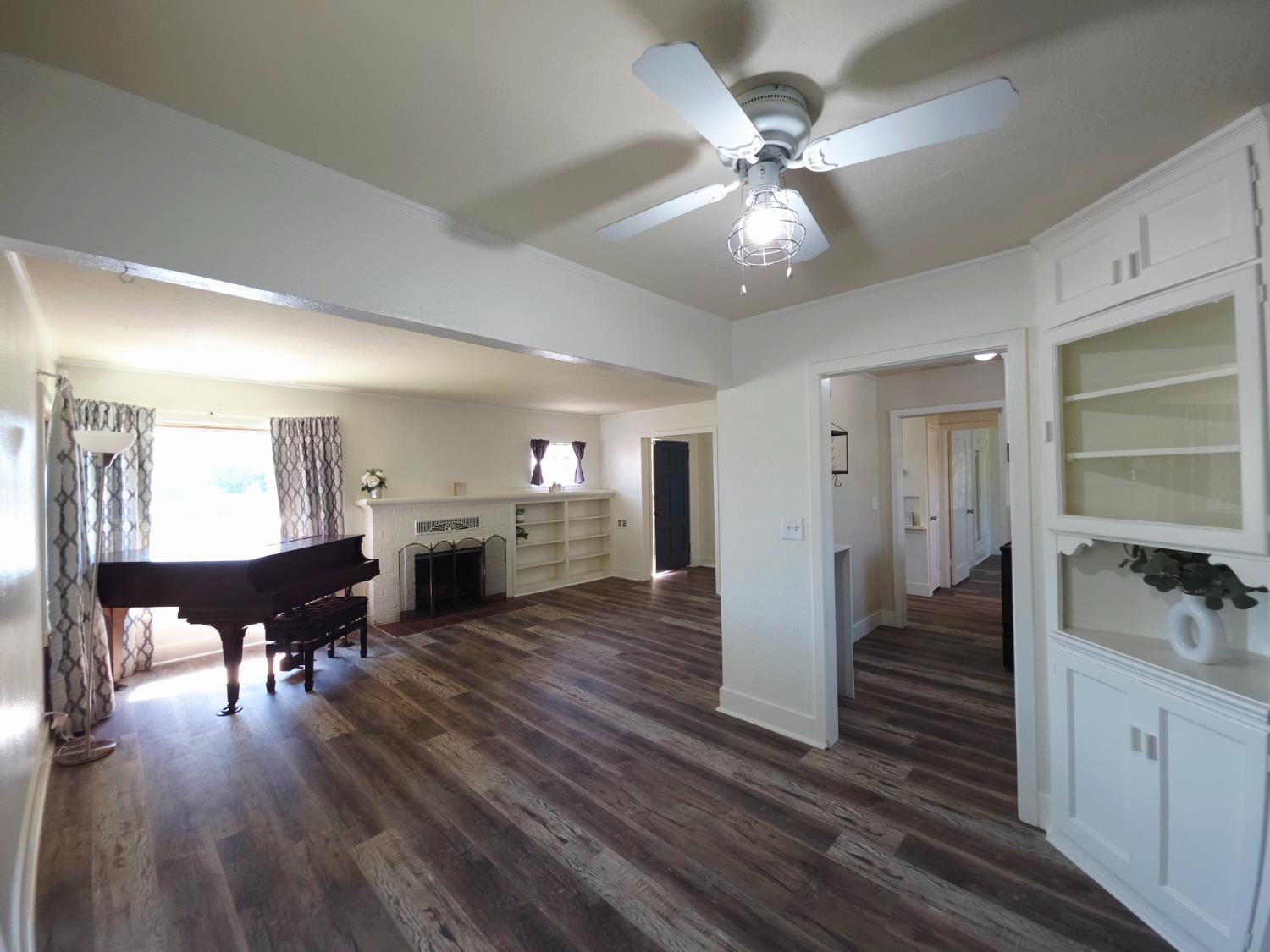 1735 E Princeton Ave, Fresno, CA 93703