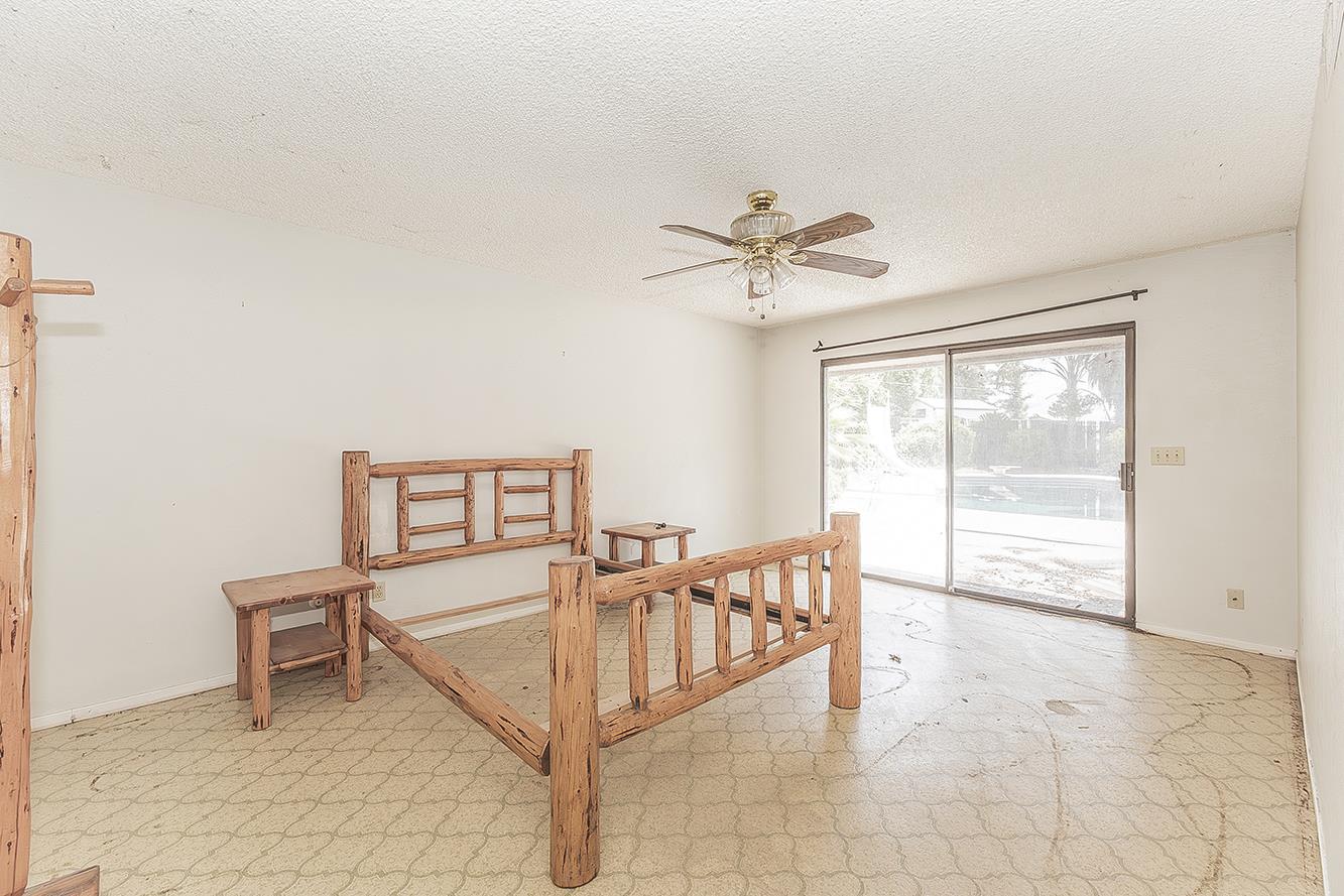 5276 Poinsetta Ave, Clovis, CA 93619