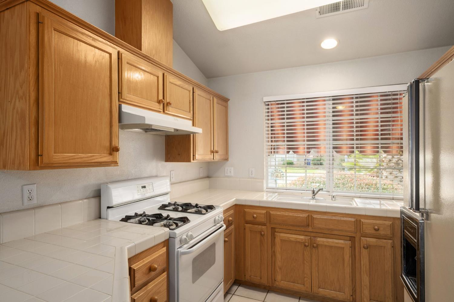 6286 N Malsbary, Fresno, CA 93711