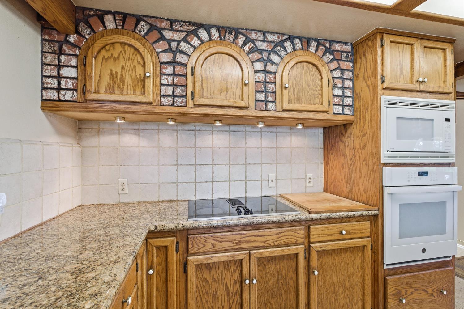 7176 E Butler Ave, Fresno, CA 93737