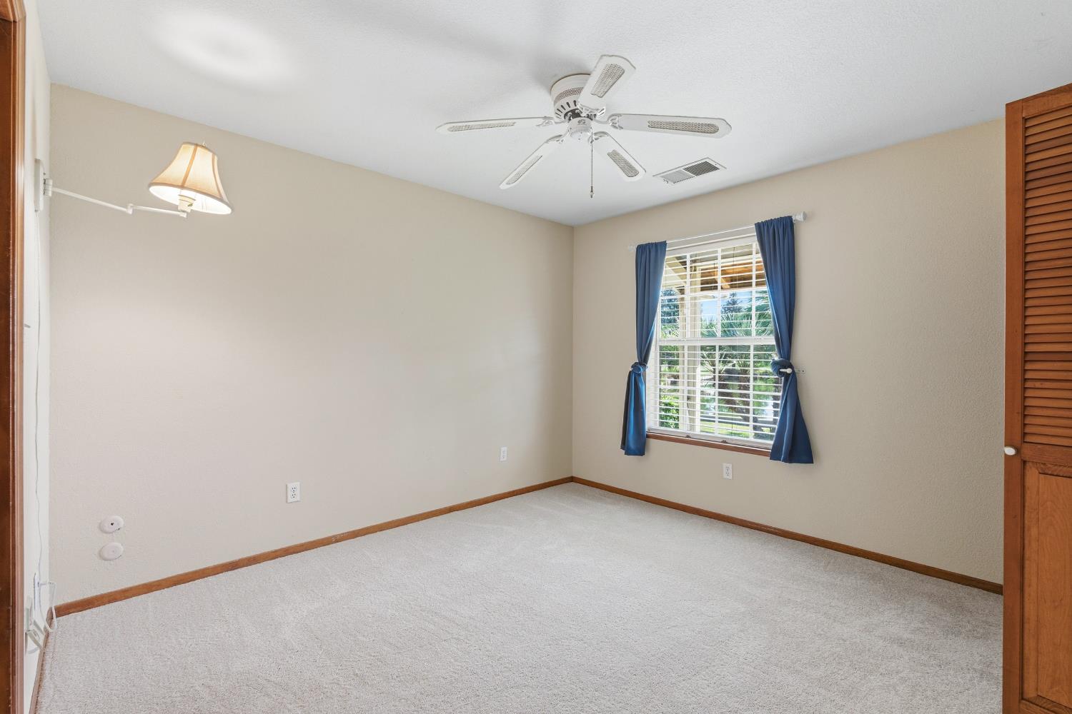 7176 E Butler Ave, Fresno, CA 93737