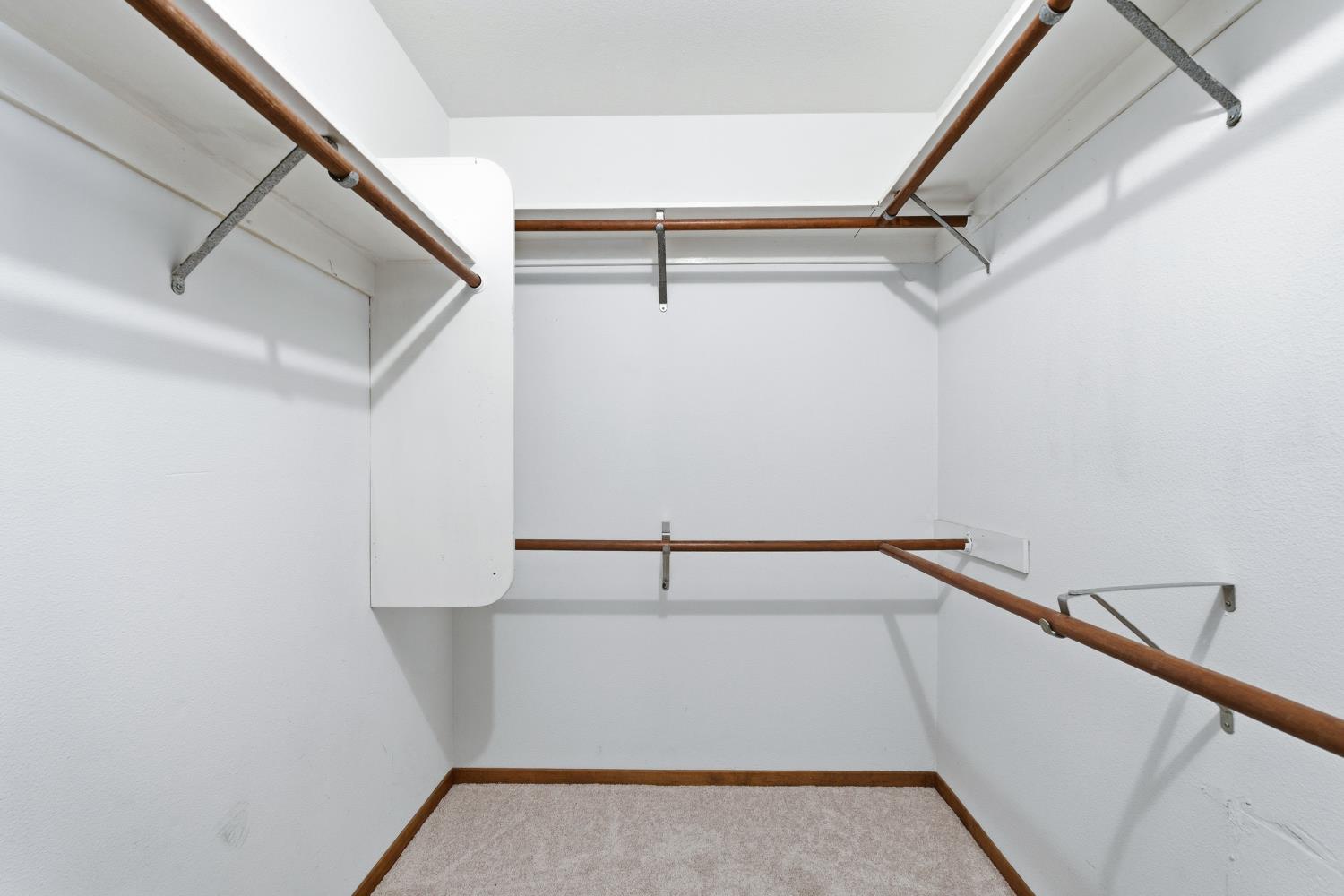 7176 E Butler Ave, Fresno, CA 93737