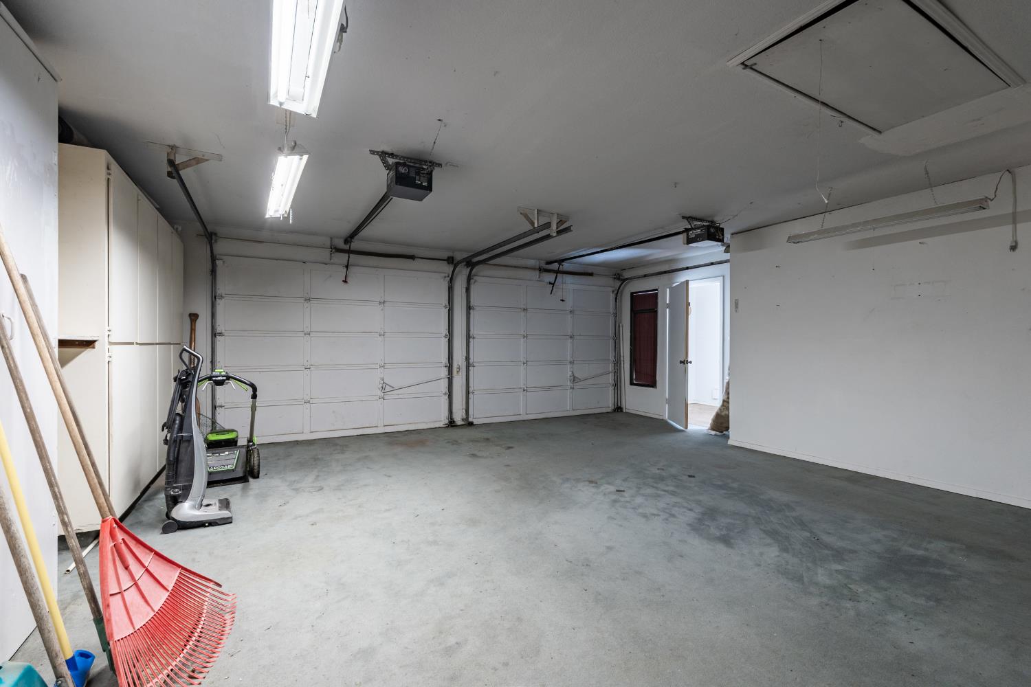 7176 E Butler Ave, Fresno, CA 93737