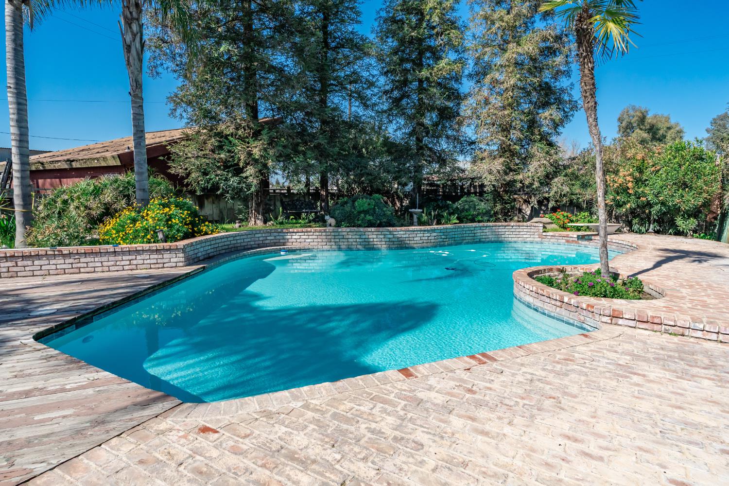 7176 E Butler Ave, Fresno, CA 93737