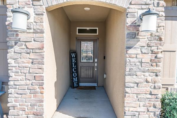 1150 Fire Fall Ave, Lemoore, CA 93245