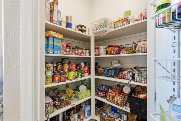 1150 Fire Fall Ave, Lemoore, CA 93245