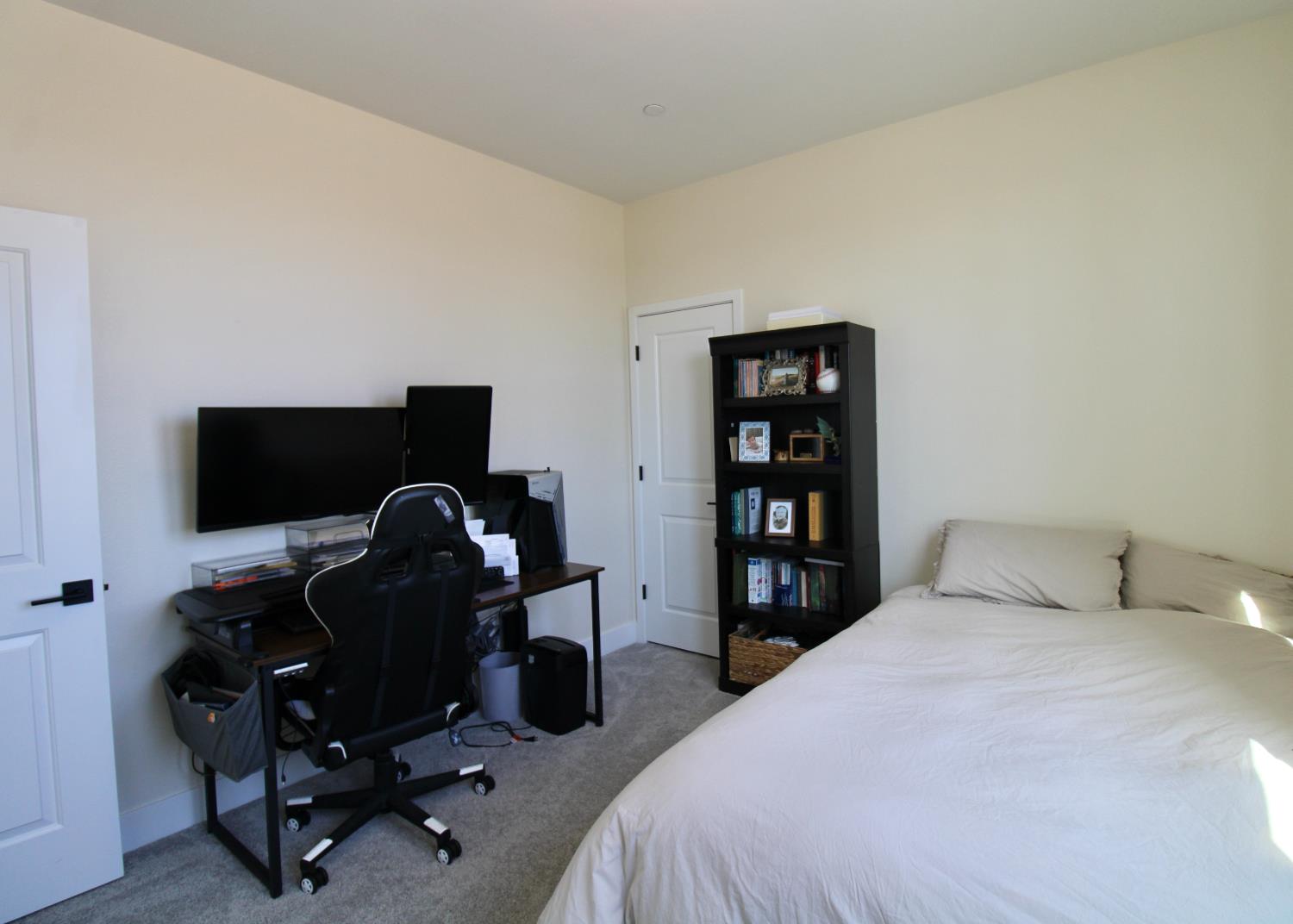 773 Robert Ave, Madera, CA 93636