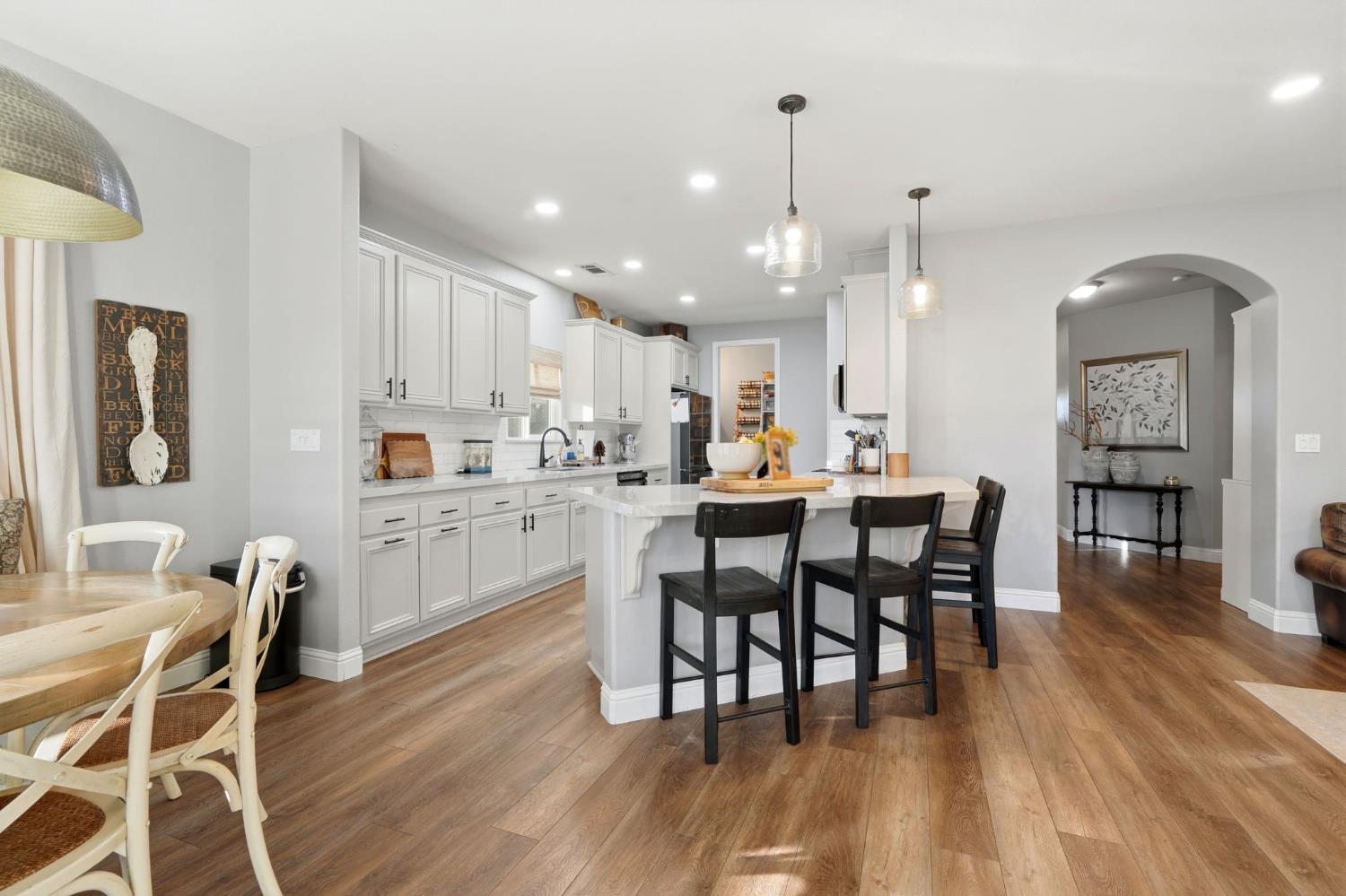 1483 Atlantic Ave, Lemoore, CA 93245