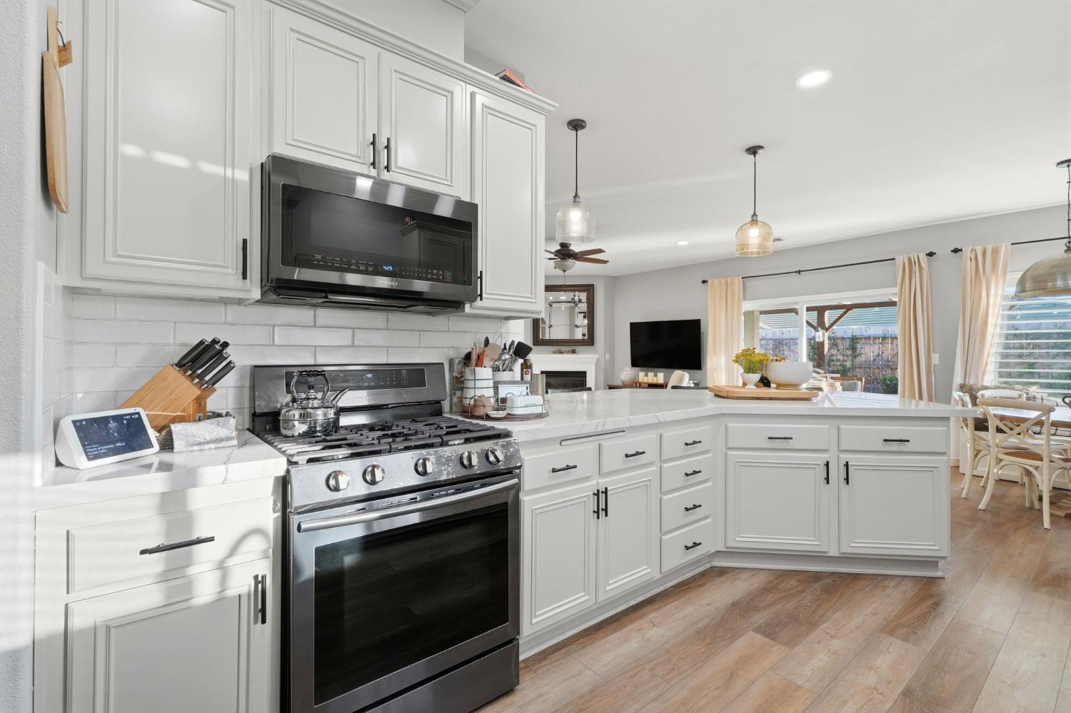 1483 Atlantic Ave, Lemoore, CA 93245