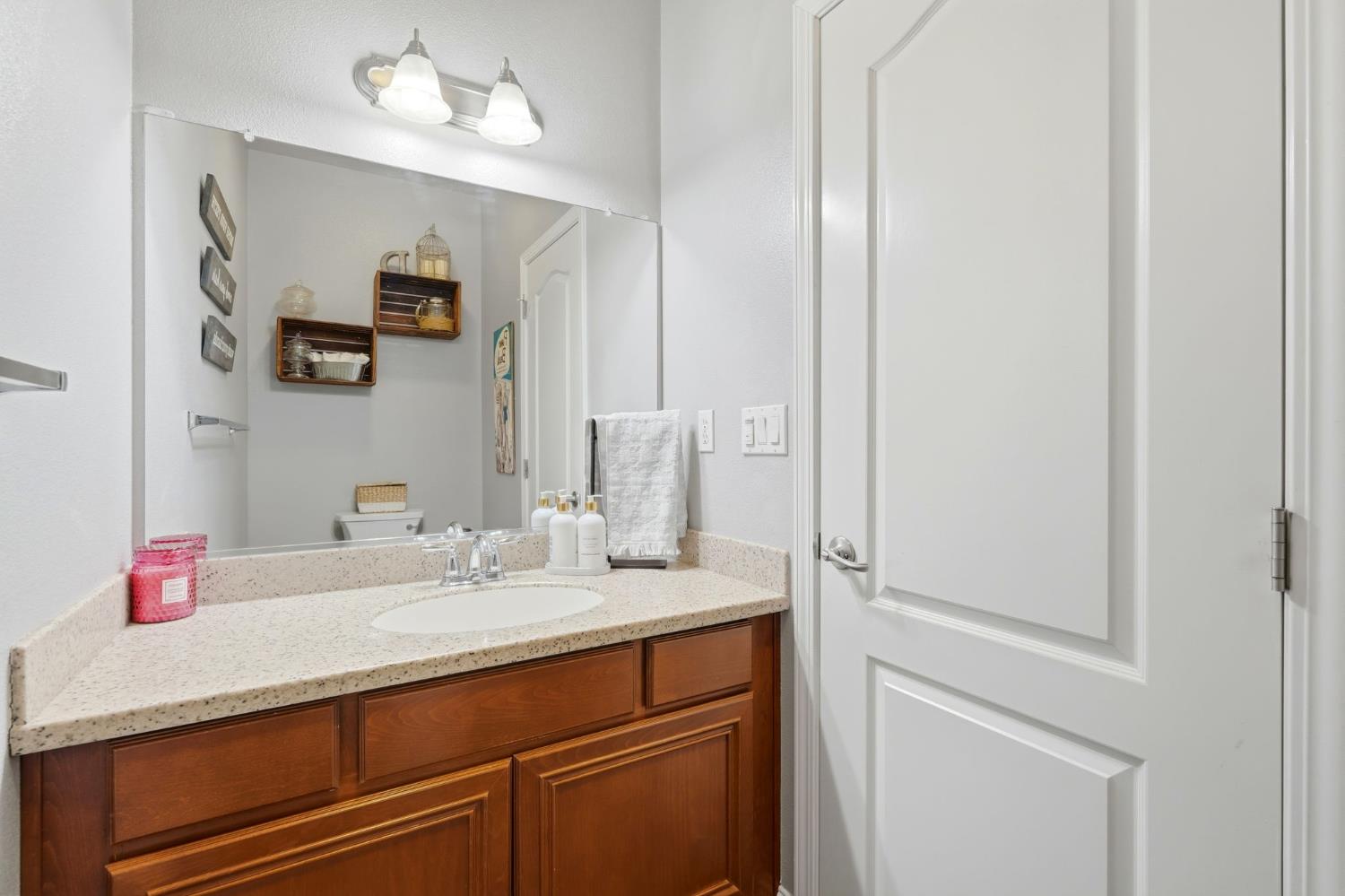 1483 Atlantic Ave, Lemoore, CA 93245