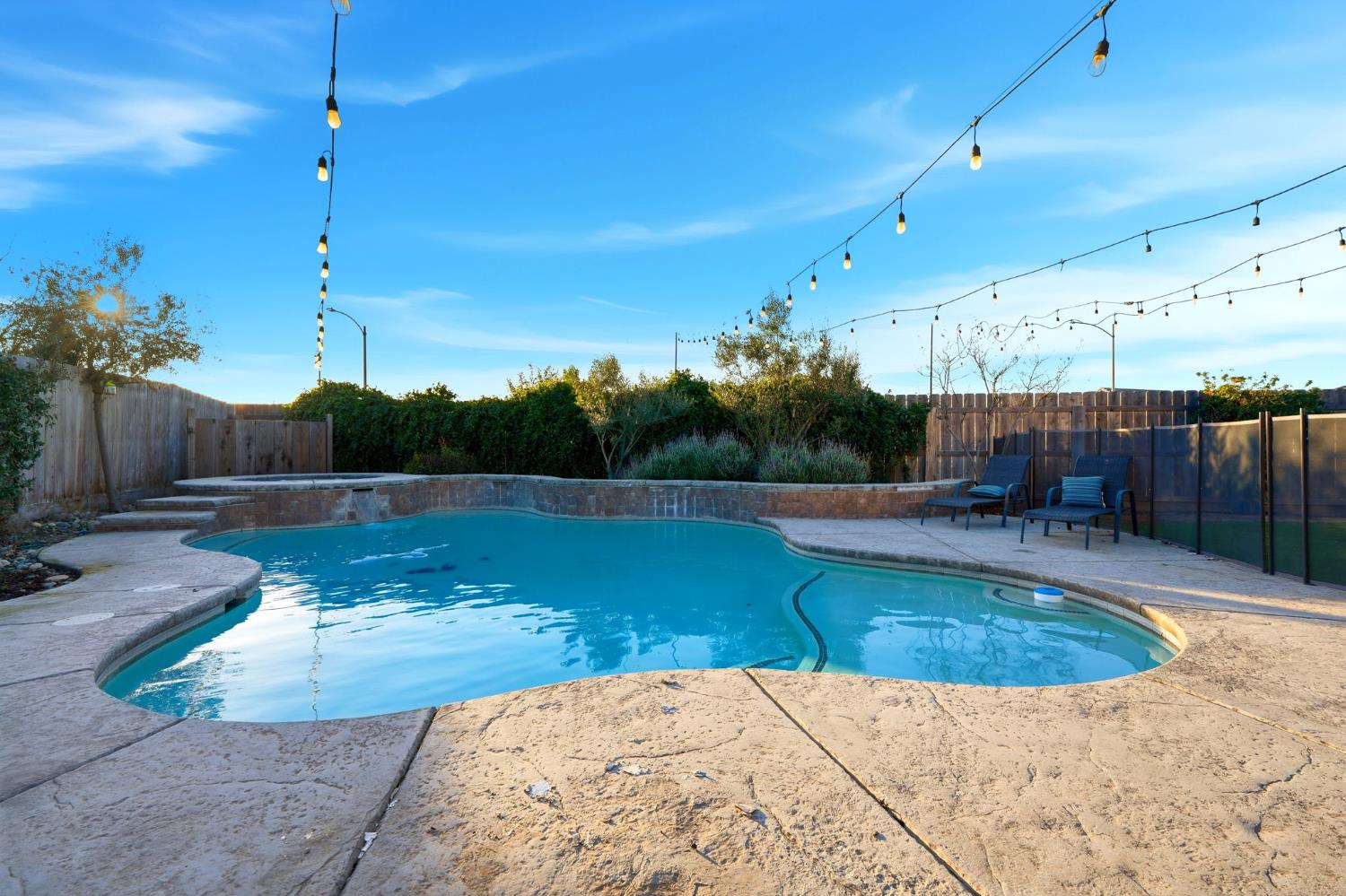 1483 Atlantic Ave, Lemoore, CA 93245