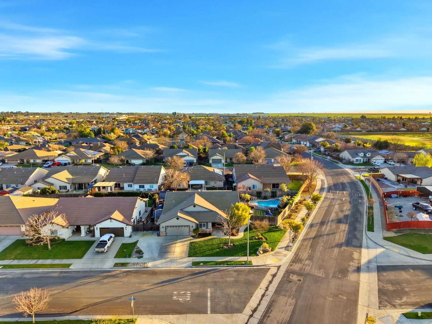 1483 Atlantic Ave, Lemoore, CA 93245