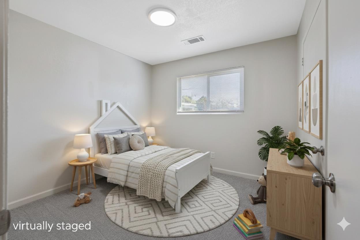 1432 N Locust St, Visalia, CA 93291