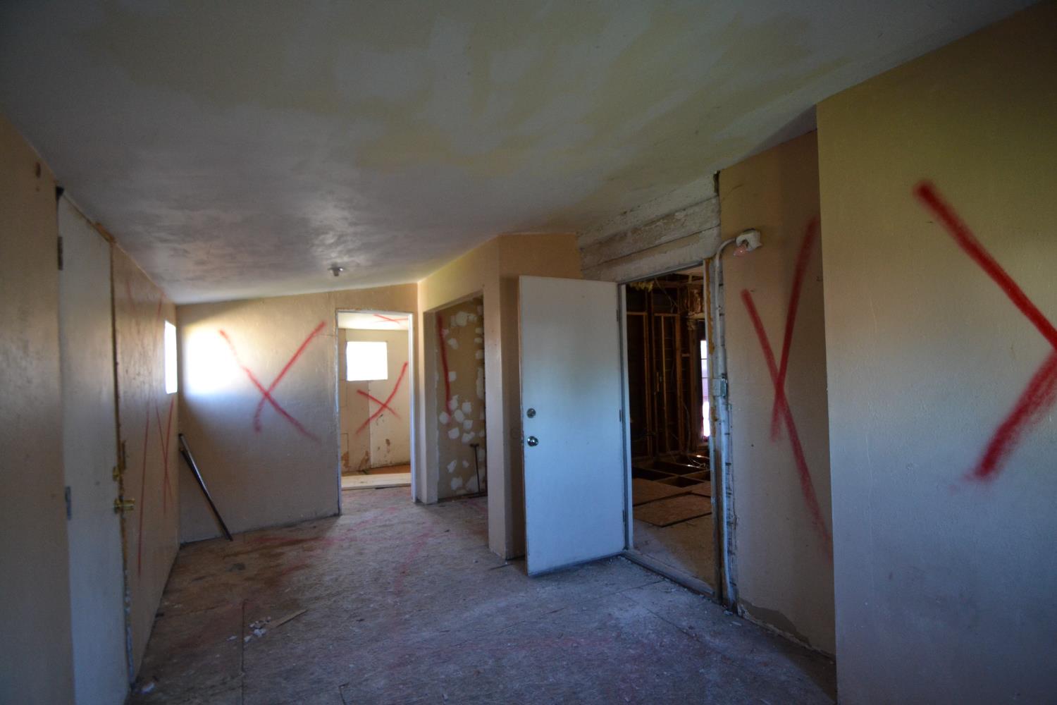 430 W Bush St, Lemoore, CA 93245