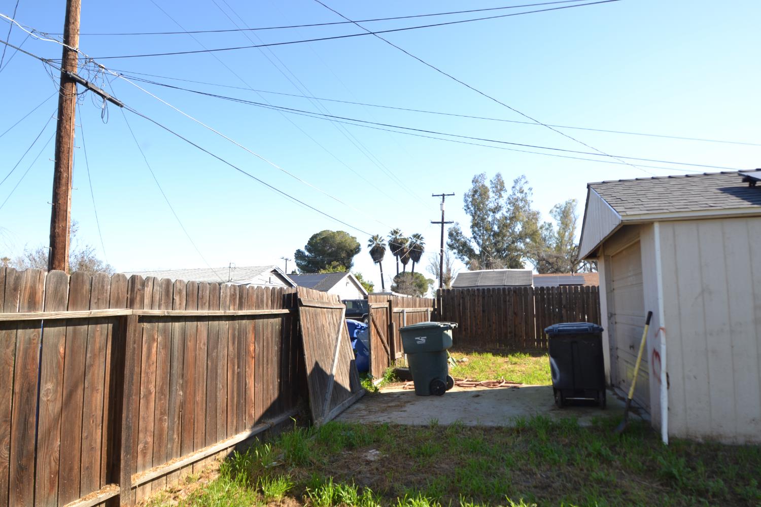 430 W Bush St, Lemoore, CA 93245