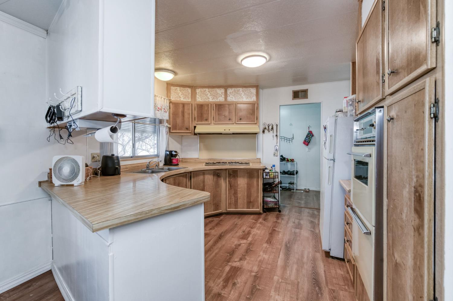 2575 S Willow Ave #137, Fresno, CA 93725