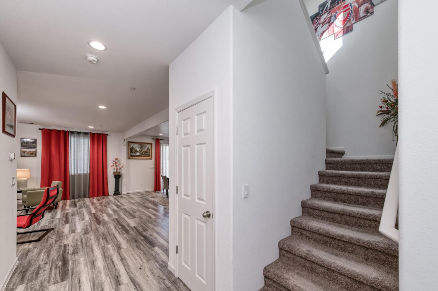 7099 N Shiraz Ave, Fresno, CA 93722