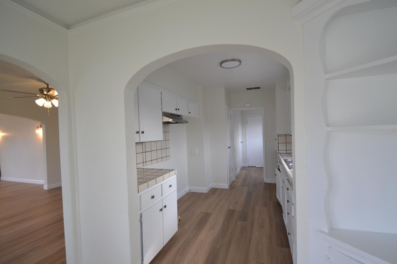 1206 N 8Th St, Fresno, CA 93703