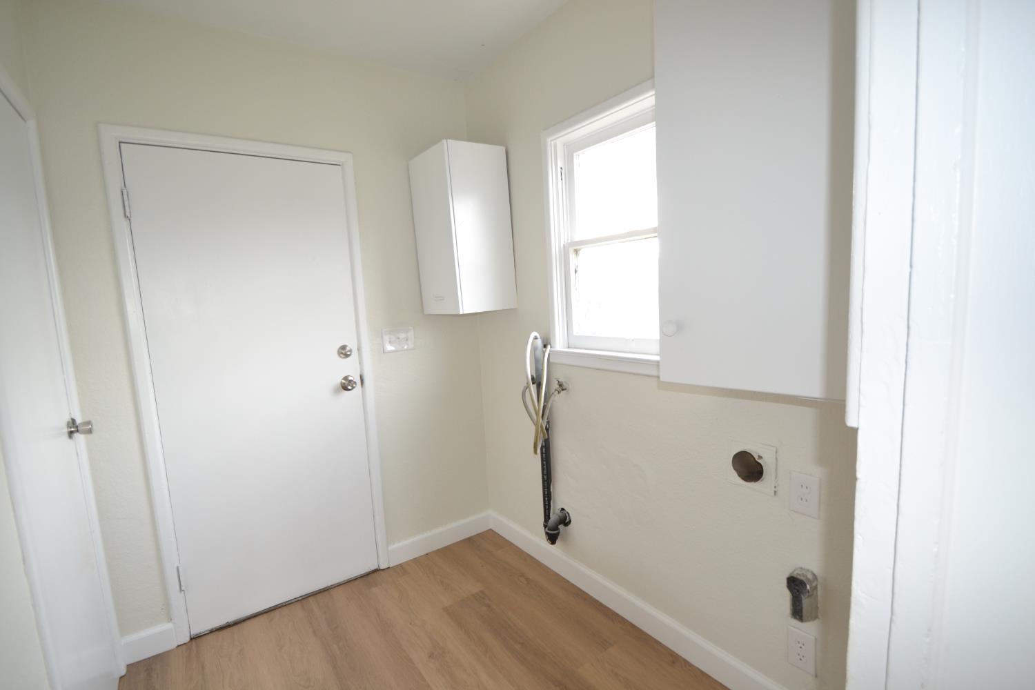 1206 N 8Th St, Fresno, CA 93703