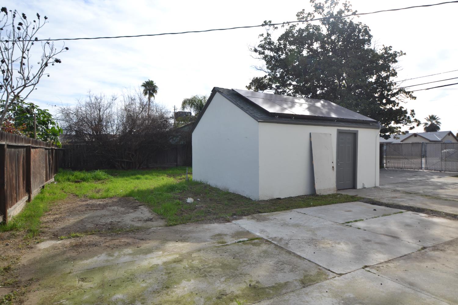 1206 N 8Th St, Fresno, CA 93703