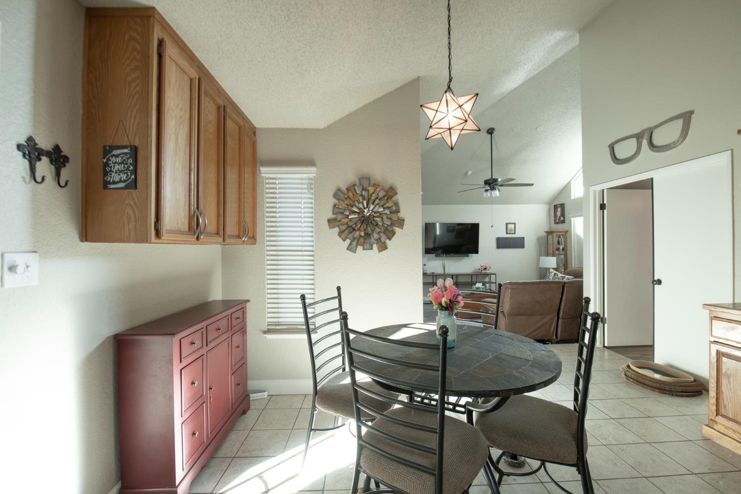 381 E Nees Ave #101, Fresno, CA 93720