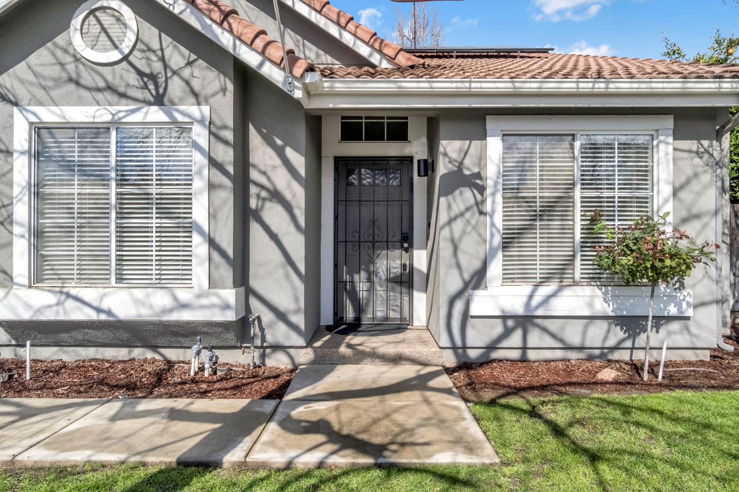 265 W Decatur Ave, Clovis, CA 93611