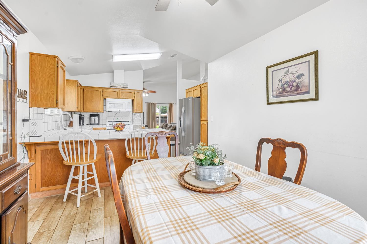 701 12Th Ave, Kingsburg, CA 93631