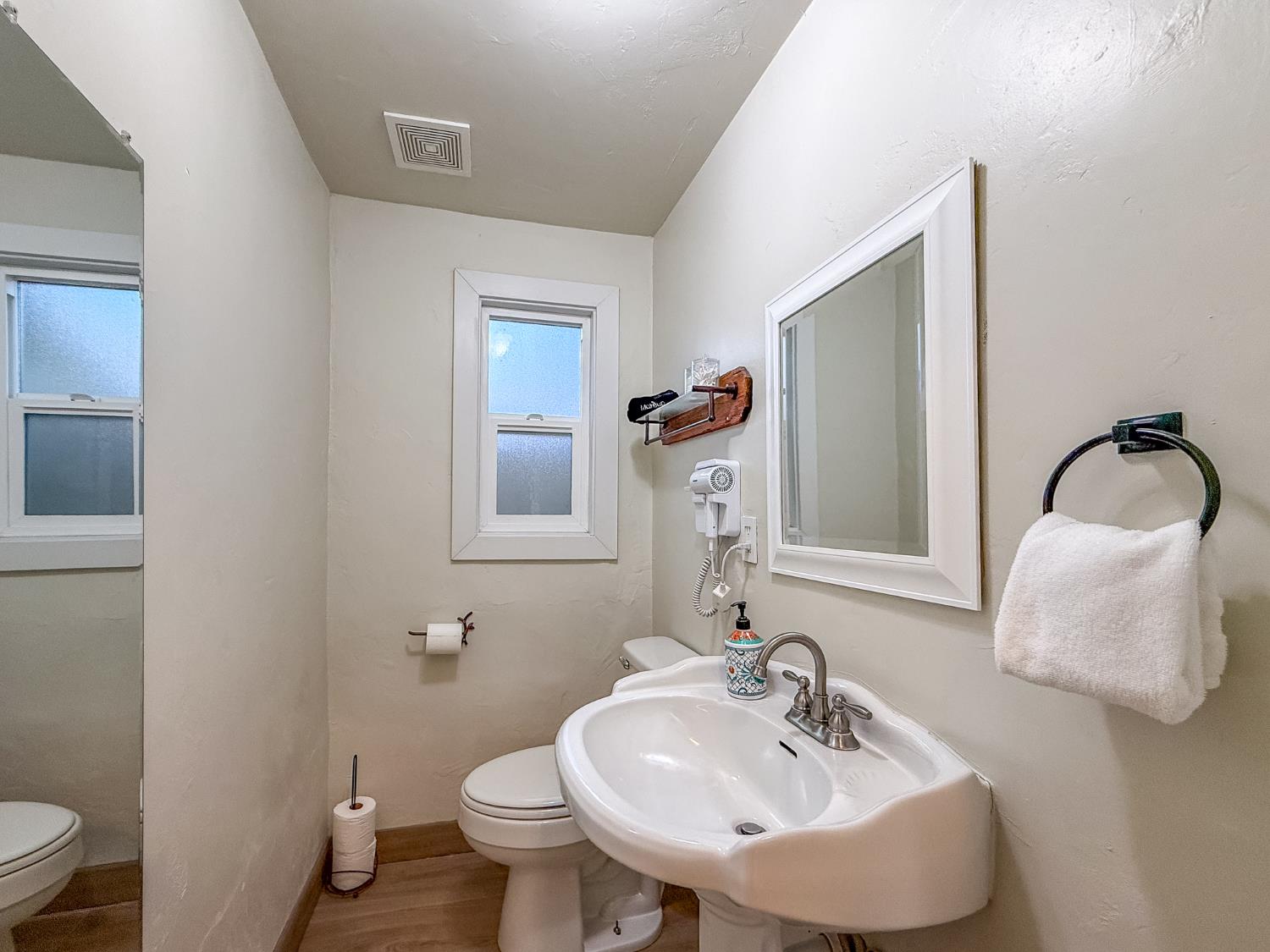 5275 State Highway 49, Mariposa, CA 95338