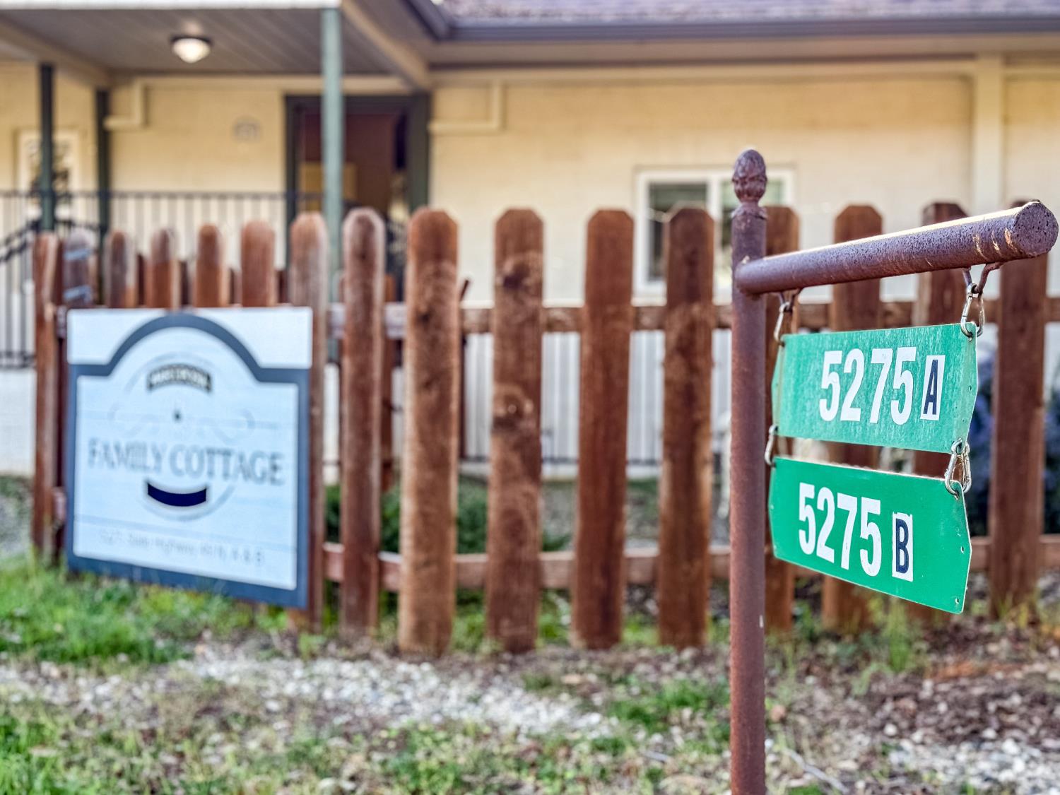 5275 State Highway 49, Mariposa, CA 95338