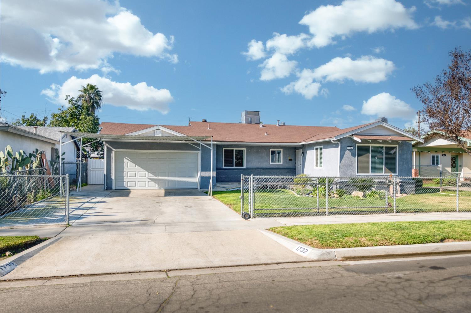 1732 S Whitney Ave, Fresno, CA 93702