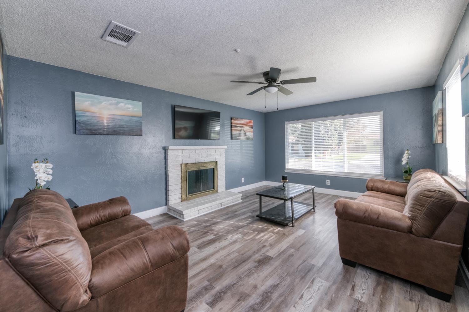 1732 S Whitney Ave, Fresno, CA 93702