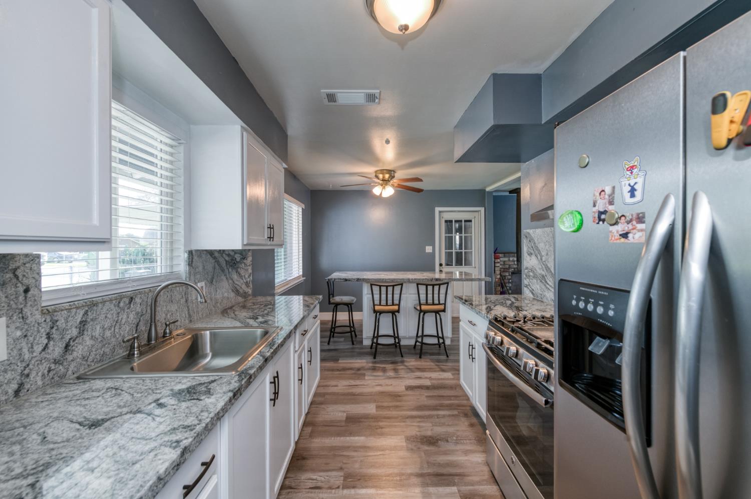 1732 S Whitney Ave, Fresno, CA 93702