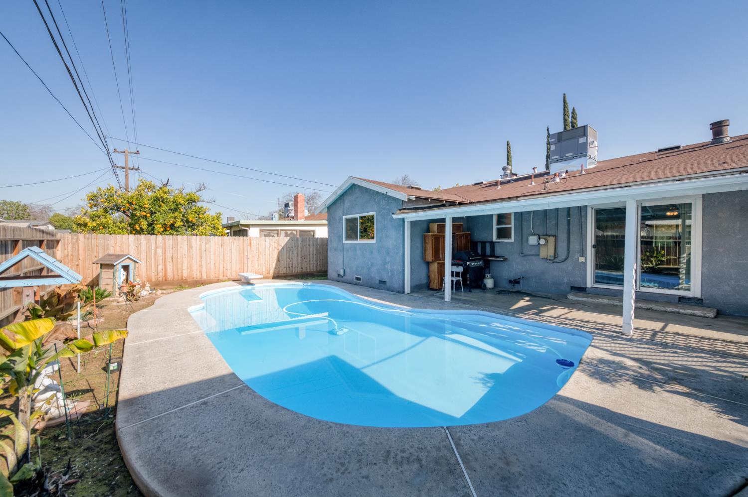 1732 S Whitney Ave, Fresno, CA 93702